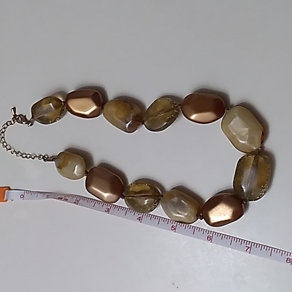 Vintage Necklace with Gold, Beige, Cream and Clear Stones - Picture 4 of 5